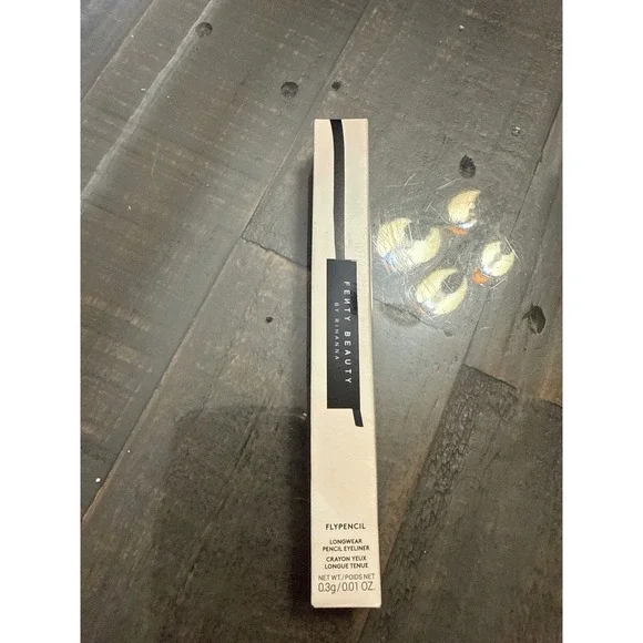 Fenty Beauty Flypencil Longwear Pencil Eyeliner Cuz‎ I'm Black Matte 0.3g NIB