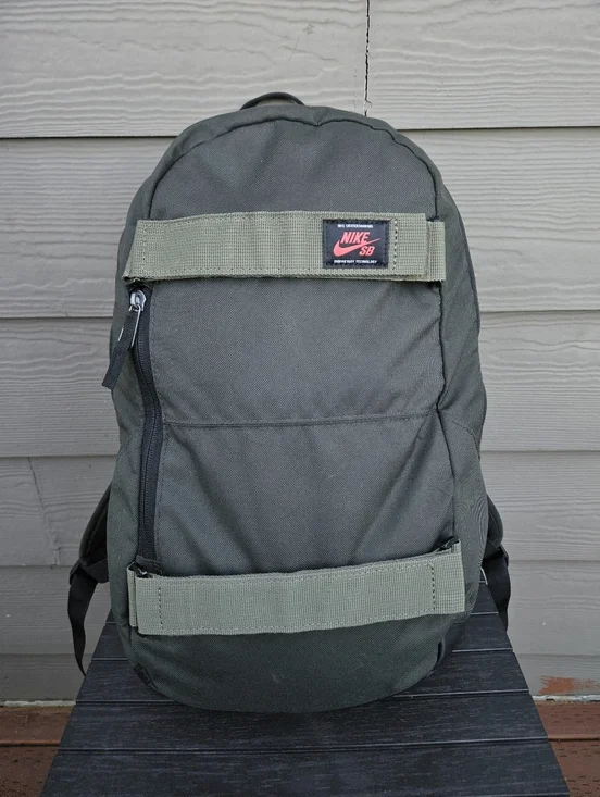 NIKE SB Courthouse Skate Backpack Sequoia/Medium Olive Green Pack Bag