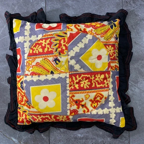 Vintage‎ 70s Handmade Patchwork Boho Throw Pillow Floral Ruffle Square 19.5