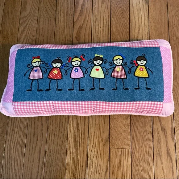 Lillian Vernon Appliqué Pillow Best Friends Pillow Child’s Room Decor 16x9”