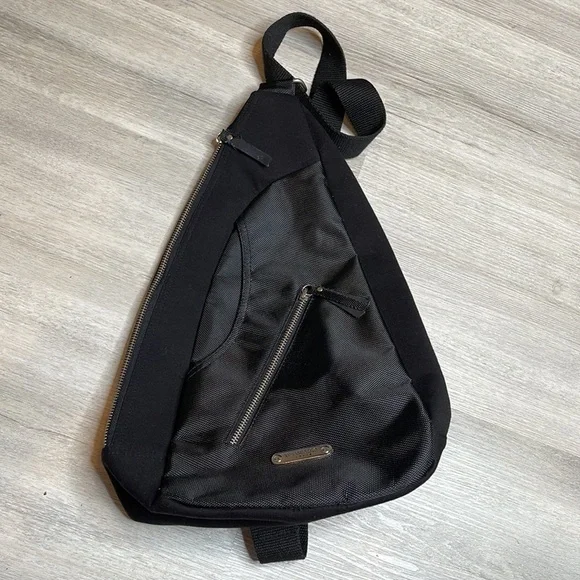 Bolongaro Trevor Sports swing crossbody bag in black