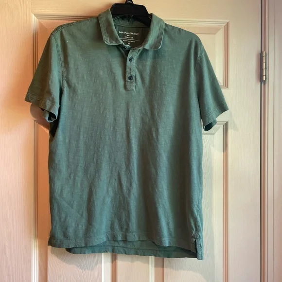 Banana Republic Olive Green‎ Men's Shirt, Size Medium
