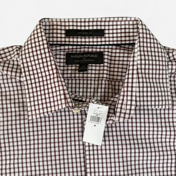 NWT Banana Republic White/Red Athletic Fit Wrinkle Resistant Button Up Size M