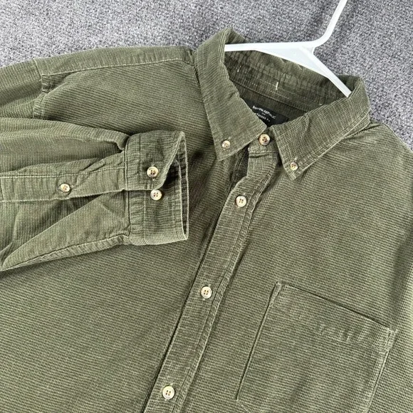 Banana Republic Corduroy Shirt Mens XL Extra Large Green Untucked Fit Fine Wale