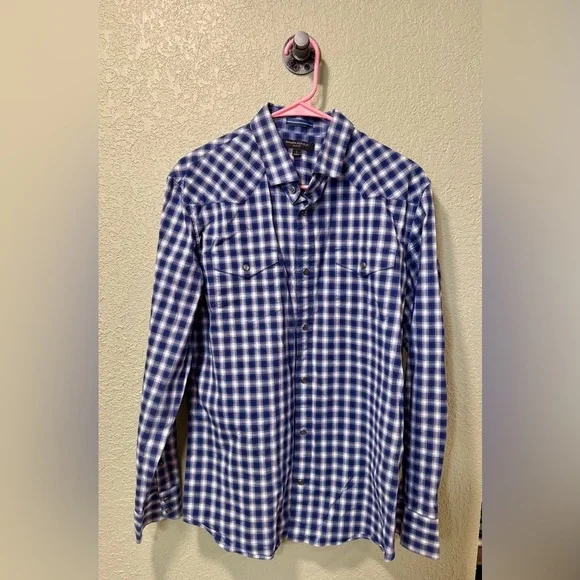 Banana Republic Blue and White Checkered Men's Shirt