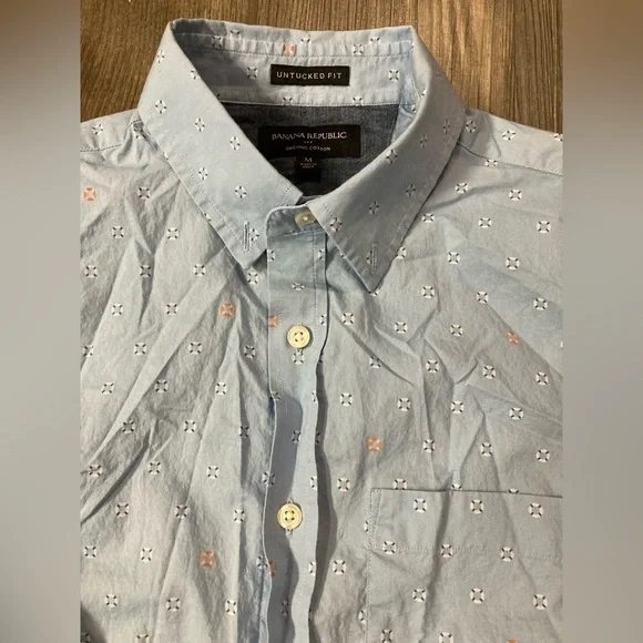 Banana Republic‎ Medium Untucked Fit Button Down Shirt