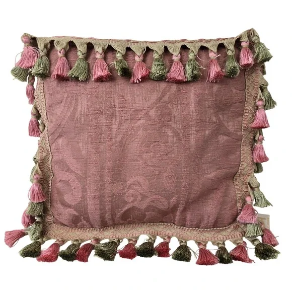 Villiers Regency Pink Damask Silk Tassel Fringe Decorative Accent Pillow 12x12‎