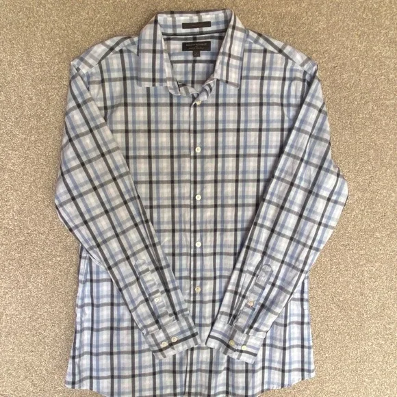 Banana Republic Button Down Shirt Mens Large Blue Plaid Excellent Athletic Fit