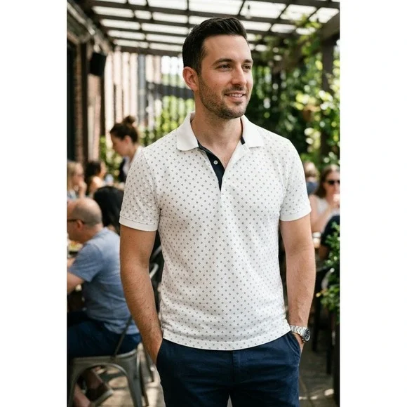 Banana Republic Luxury Touch Polo Shirt XXS Slim Fit White Blue Diamond Print