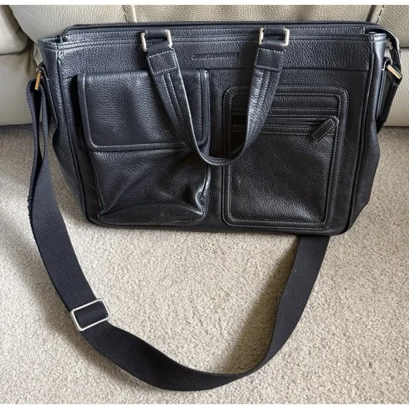 Johnston & Murphy Black Leather Flapped Briefcase Messenger Bag