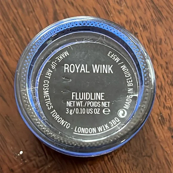 MAC Royal Wink Fluidline Discontinued