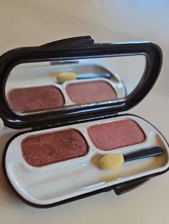 Ultima II Dual Pan Patina Eye Shadow - Burnished Gold and Gold Fantasy Disc.