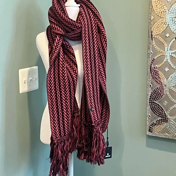 NWT Mackage Mona Woven Bright Pink Scarf
