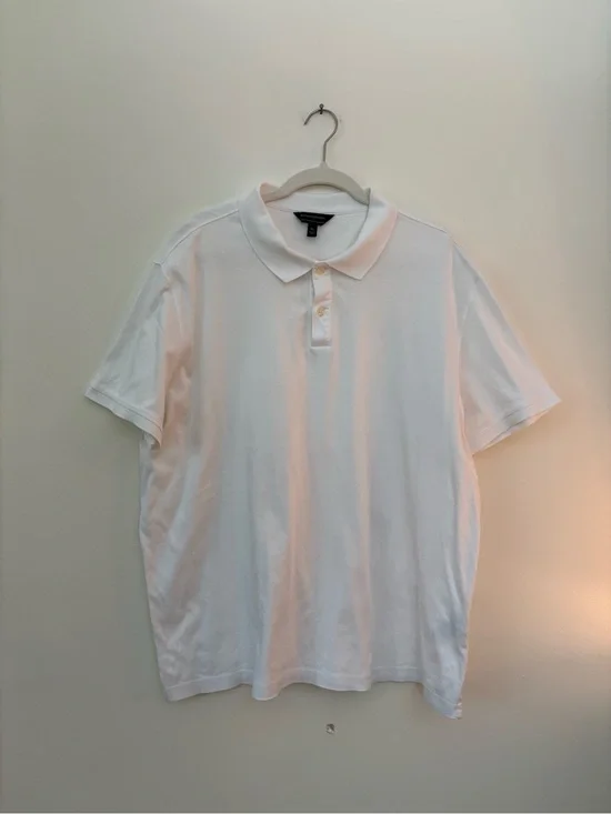 Banana Republic Men's White Polo Shirt