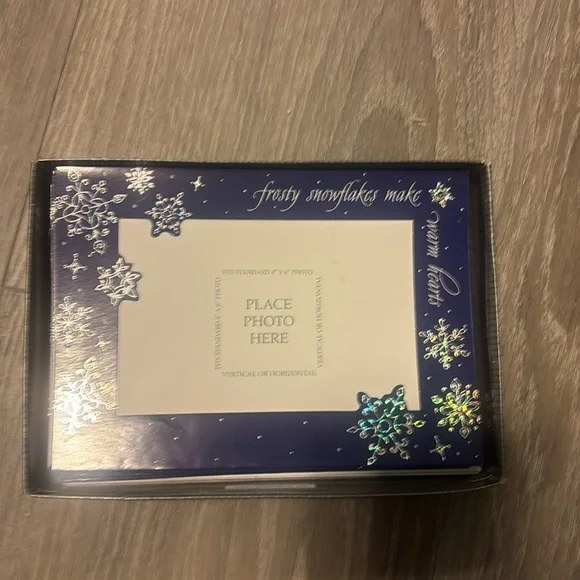 Paper Magic 11 iridescent snowflake photo holder Christmas cards EUC
