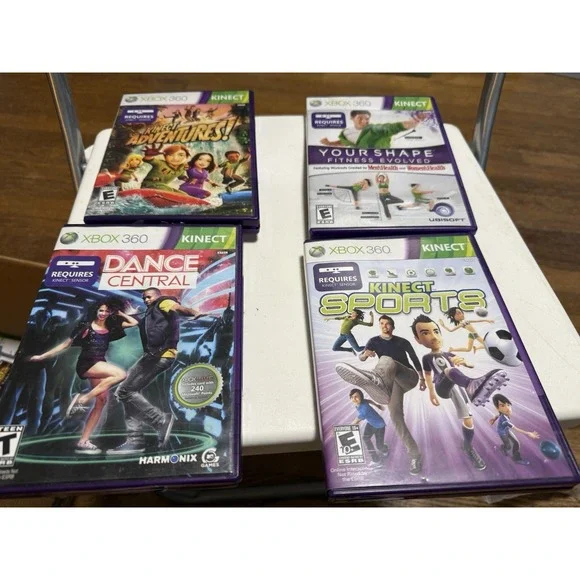 Lot Of 4 360 Kinect Games , Kinect Adventures, Dance Central, Kinect Sports ,etc