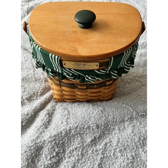 1998 Longaberger Glad Tidings Christmas Basket, Liner,‎ Protector, Green Weave