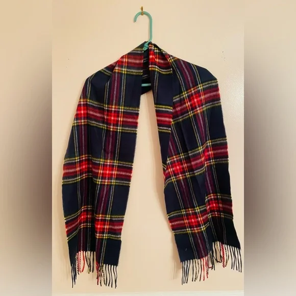 Brand New With Tags Penelope Classic Plaid Scarf, Softer Than Cashmere?