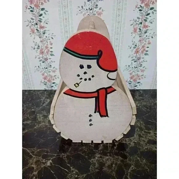 Vtg Handmade Hand painted Basket With Snowman Smoking Pipe Christmas Decor White