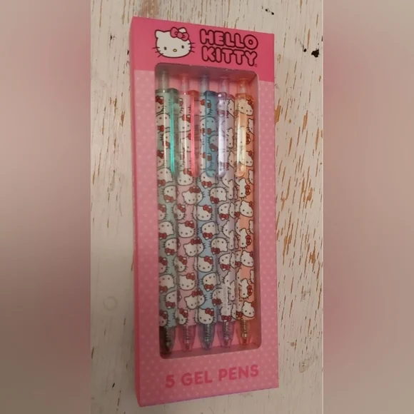 Hello Kitty NWT Gel Pens Includes 5 Stationary Gift Cutesy Stocking Stuffer