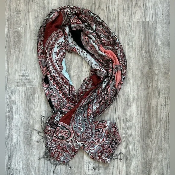 NWT Raj Multicolor Lightweight Scarf