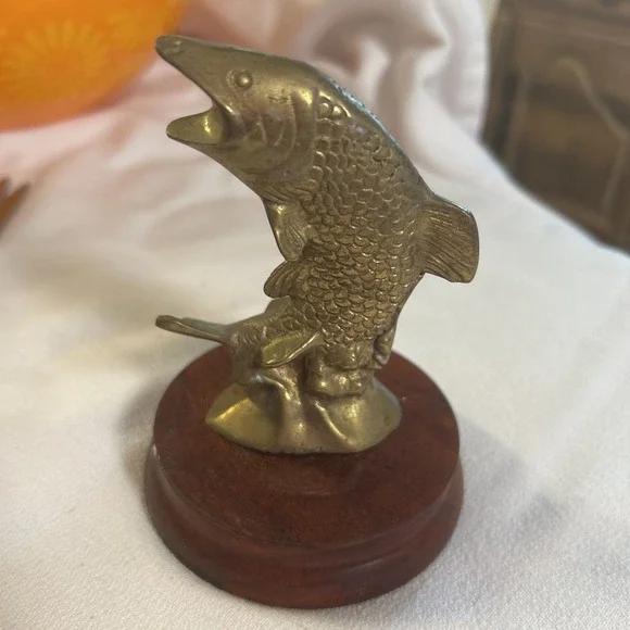 Vintage Brass Leaping Fish Statue‎ Figurine