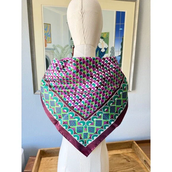 Vintage Sillook Geometric Scarf Green and Purple Scallops Made in‎ Japan 27
