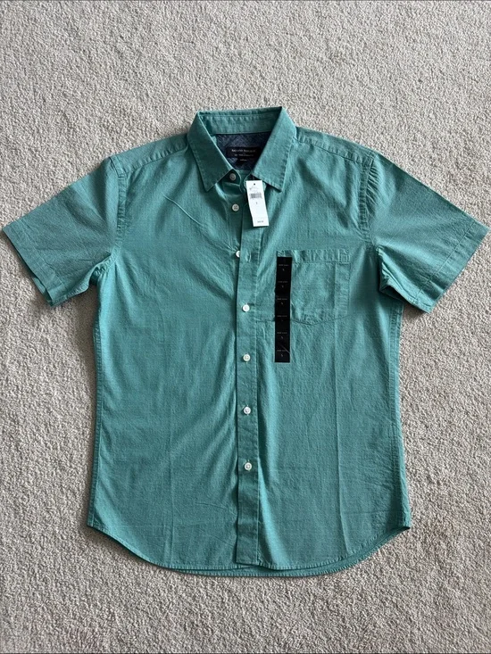 Banana Republic Short-Sleeve Button-Down Shirt - Teal (NWT)