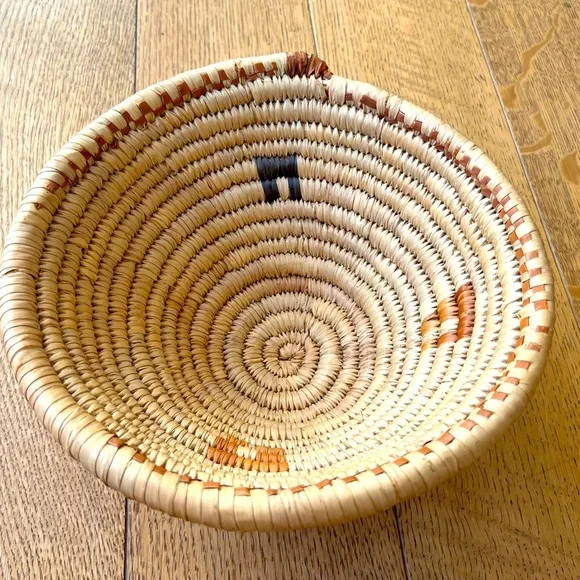 Native American Basket  8.5
