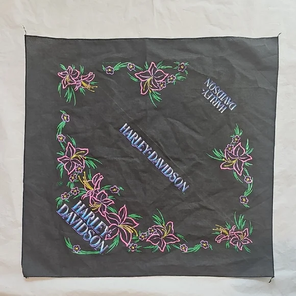 Harley-Davidson Gray Bandana with Multicolor Floral Theme Used