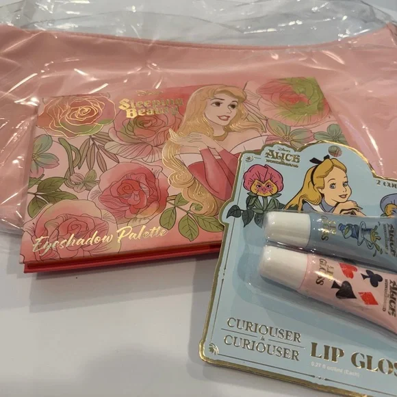 Disney Sleeping Beauty Eyeshadow Palette and Lip Gloss Set - Pink