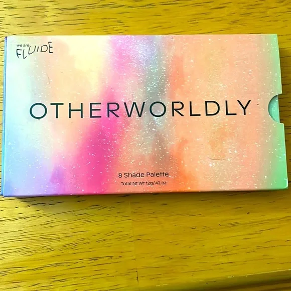 Fluide Otherworldly Eye Shadow Pallette