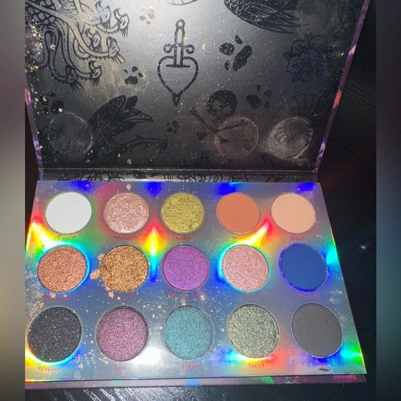 NIB ColourPop x Disney Villains “Misunderstood” Palette Limited Edition