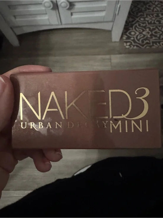 Urban Decay Naked3 Mini Eyeshadow Palette - Rose / Pink swatched/used