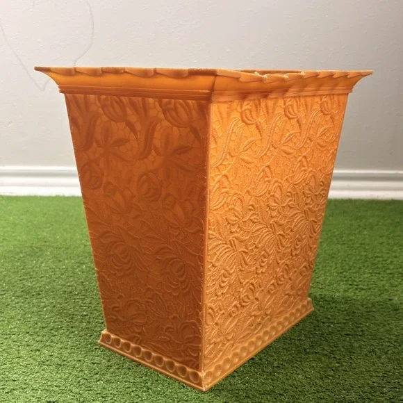 Vtg Max Klein Gold Lace Trash Can MCM Floral Ruffle Plastic Waste Basket Bathrm