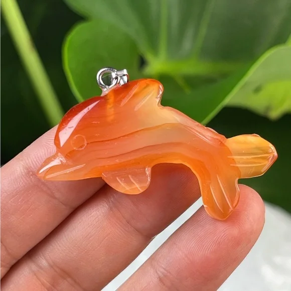 Stainless steel‎ carnelian dolphin carving pendant