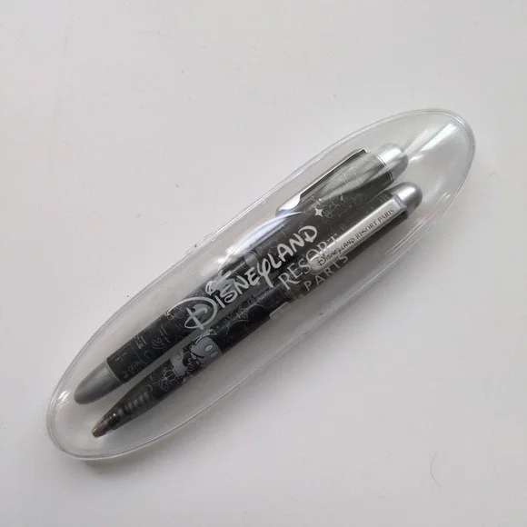 NIB Disneyland Resort Paris Twist & Foutain Pen Set Black Mickey Mouse Sketch