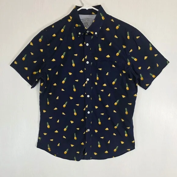 Banana Republic Luxe Poplin Shirt Mens Small Blue Pineapple AOP Slim Fit Swing‎