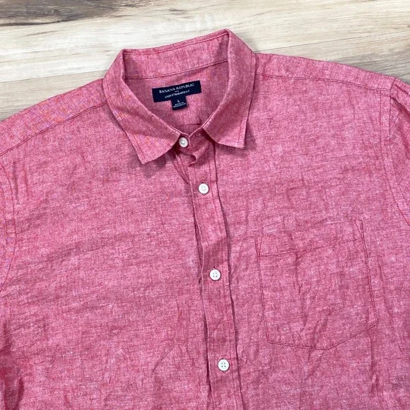 Banana Republic Shirt Mens L Linen Cotton Standard Fit Short Sleeve Red Summer