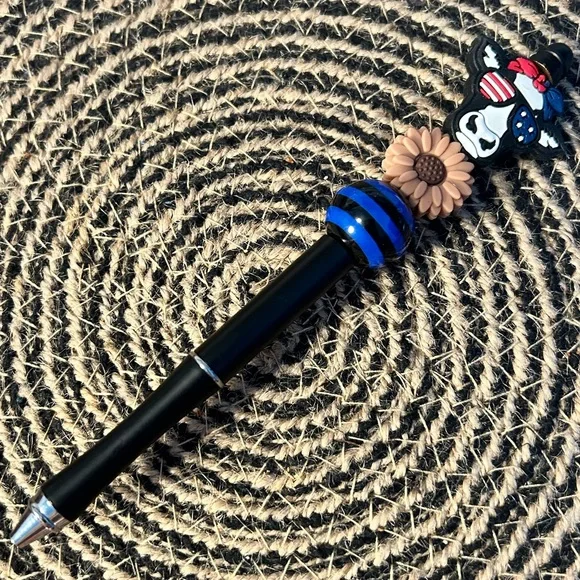 Patriotic / Thin Blue Line / Beaded Pen