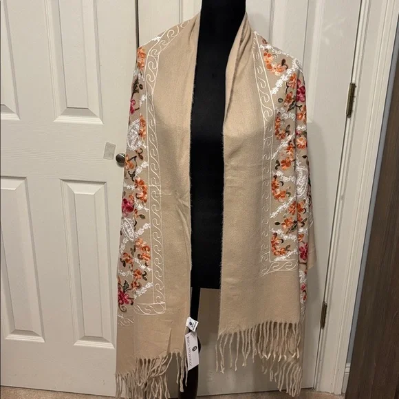 Jessica McClintock Embroidered Shawl