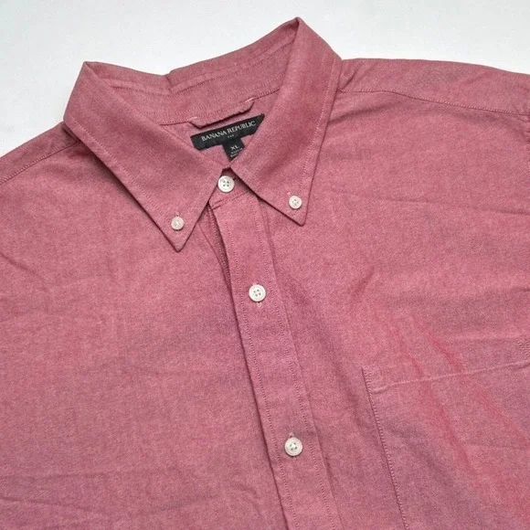 Banana Republic Mens Button Down Shirt Red Size XL Long Sleeve Cotton Heathered