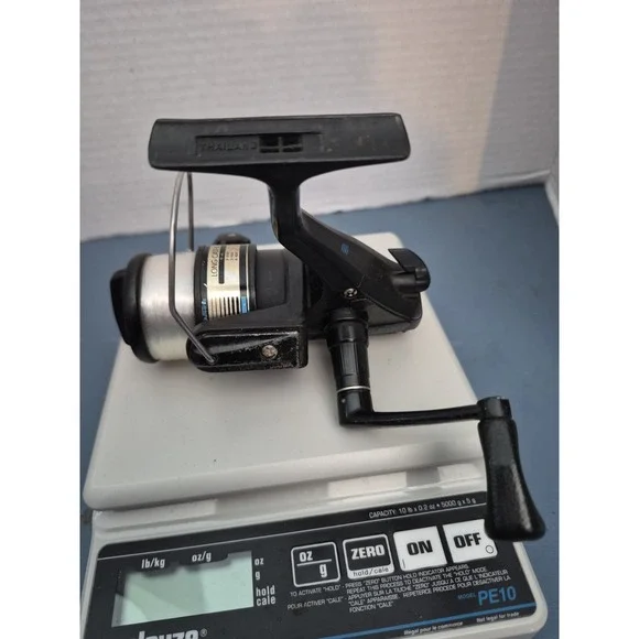 Daiwa AG1305X LONG CAST SPOOL X FISHING REEL SPINNING REEL W AUTOCAST VGUC
