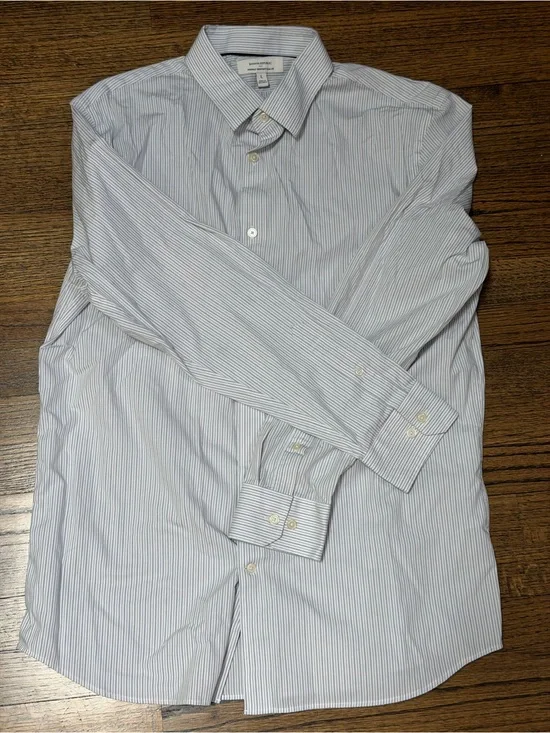 Banana Republic Wrinkle Resistant Slim Fit White Gray Stripe Dress Shirt Large