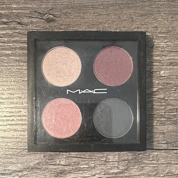 MAC Cosmetics Eyeshadow Quad - Cream, Purple, Pink, Gray