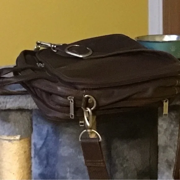HERITAGE -GENUINE LEATHER, men’s soft sided briefcase w/ shoulder strap, brown
