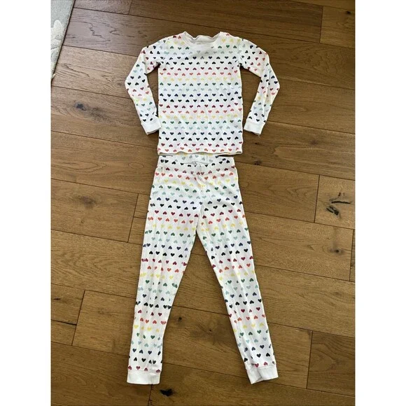 Primary Rainbow Hearts Pajamas Unisex Size 6-7  100% Organic Cotton PJ set