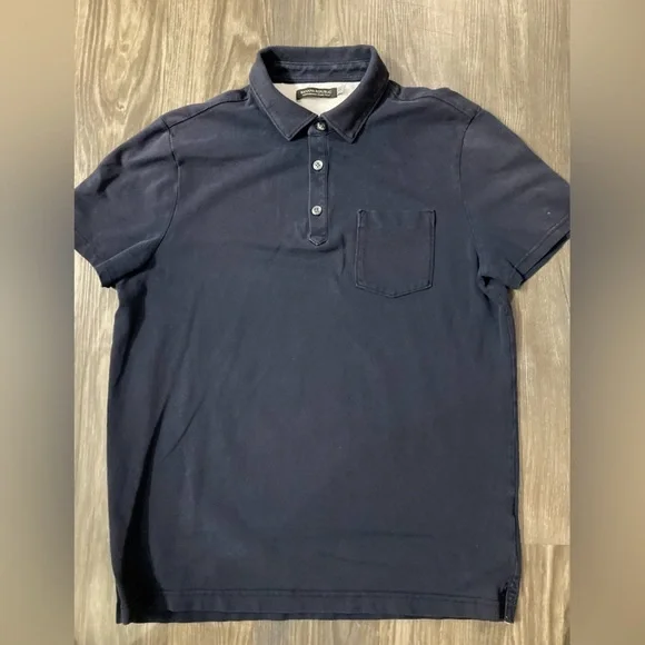 Banana Republic Men’s Performance Pique Polo size‎ Medium