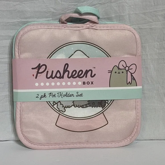 Pusheen Box Exclusive Kitchen December 2024 Set of 2 Christmas Pot Holders Pink