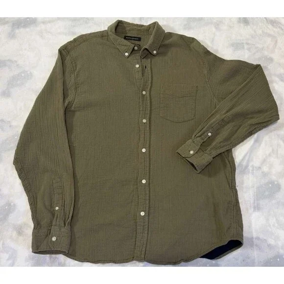 Banana Republic Mens XL Olive Green Untucked Slim Fit Button Down Shirt